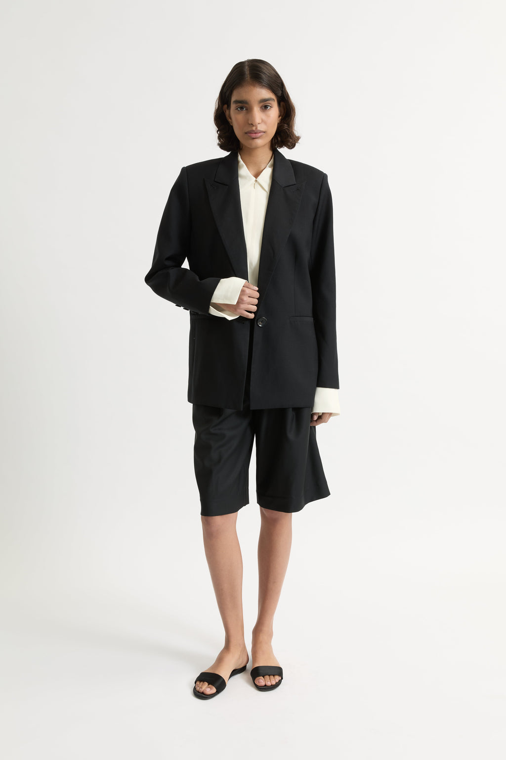 Ila merino wool shorts