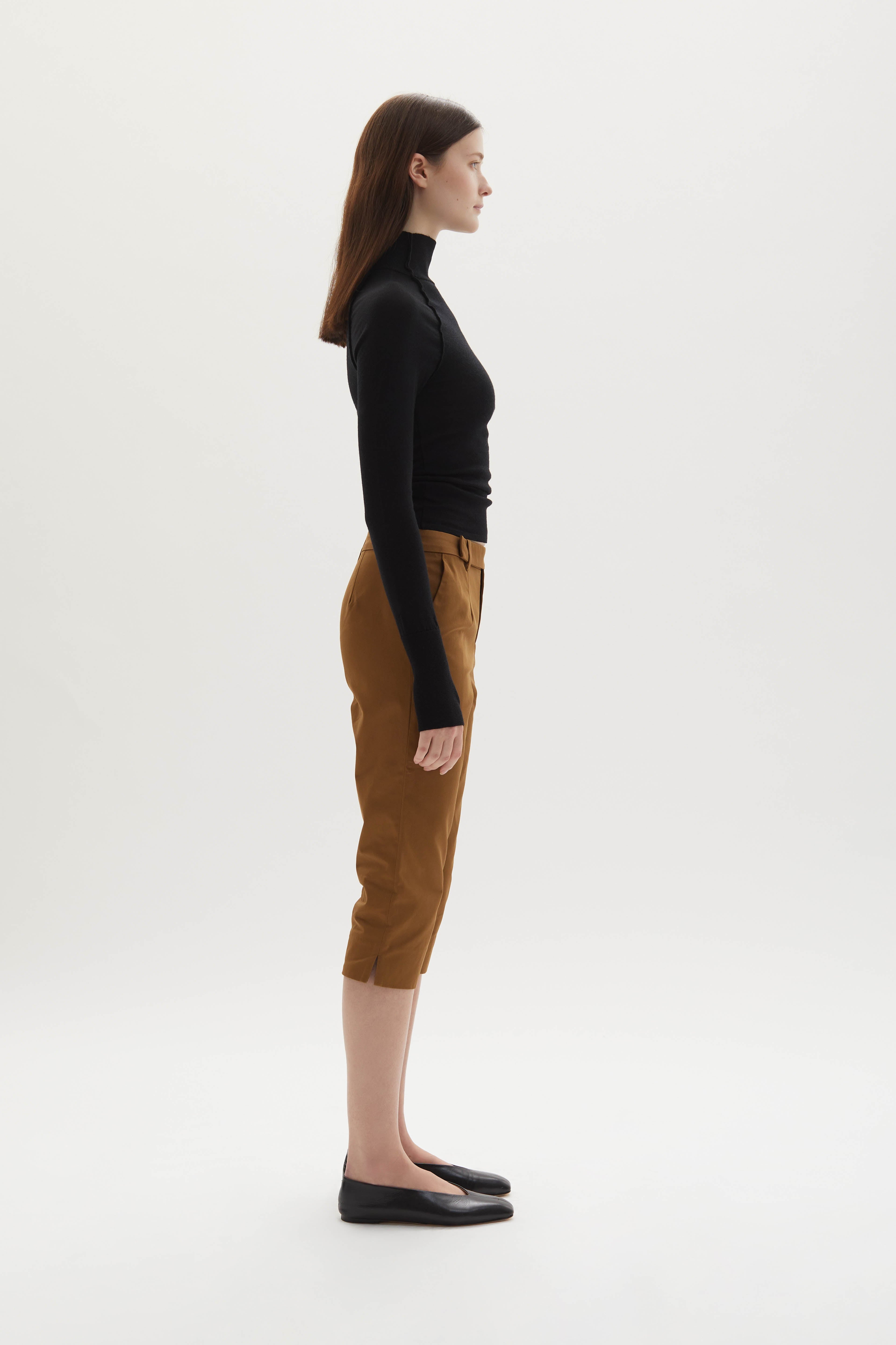Sara cotton capri pants